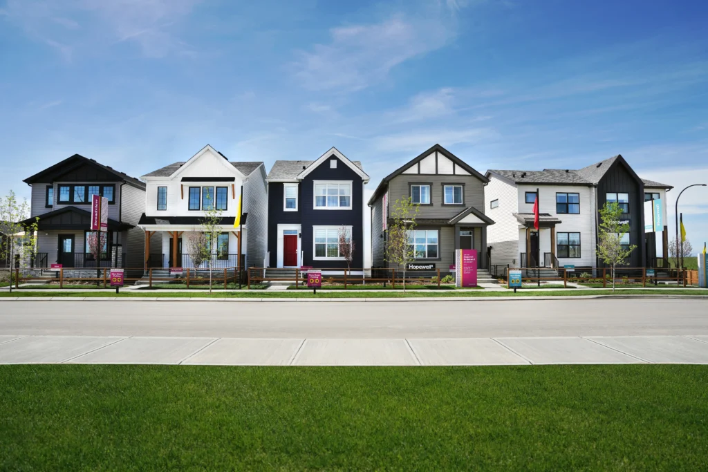 Laned showhomes in Hotchkiss